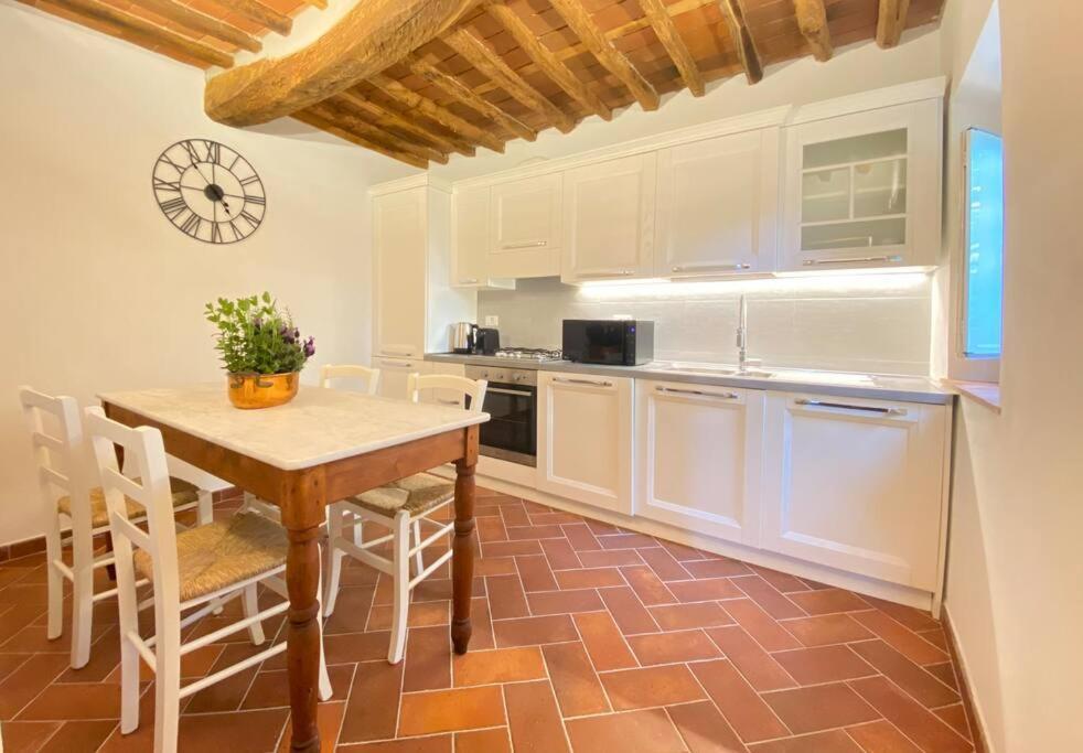 Relax&Business Wi-Fi, Tv Hd, Parcheggio Gratuito Villa Capannori Eksteriør bilde